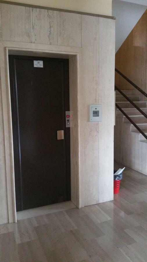 Casa Vacanze Cinecitta'Est โรม ภายนอก รูปภาพ